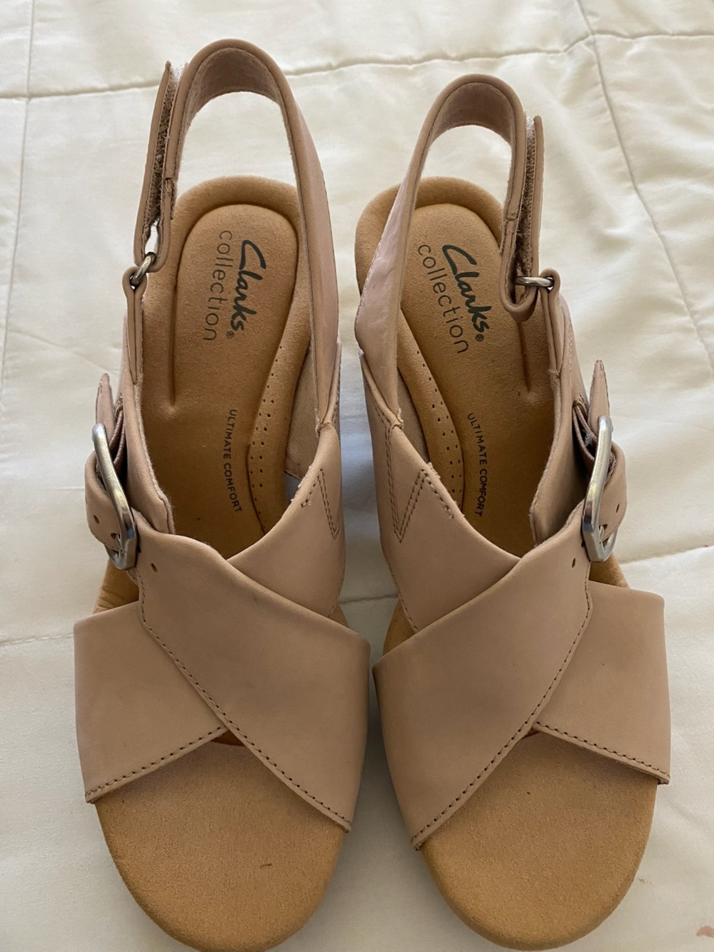 CLARKS TAN LEATHER SANDALS